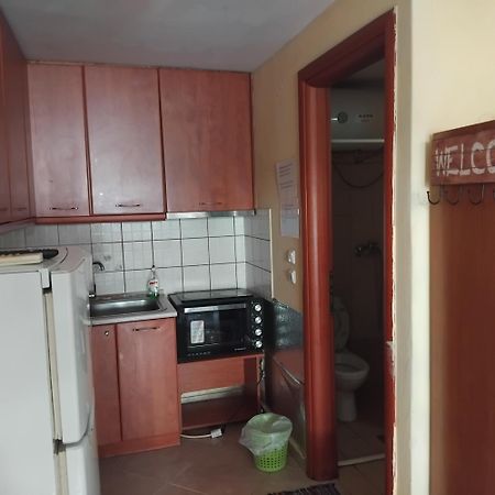 Къща За Гости Пеневи Ofrínion Esterno foto